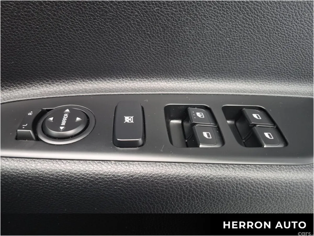 Kia Rio Hatchback, Petrol, 2023, Black