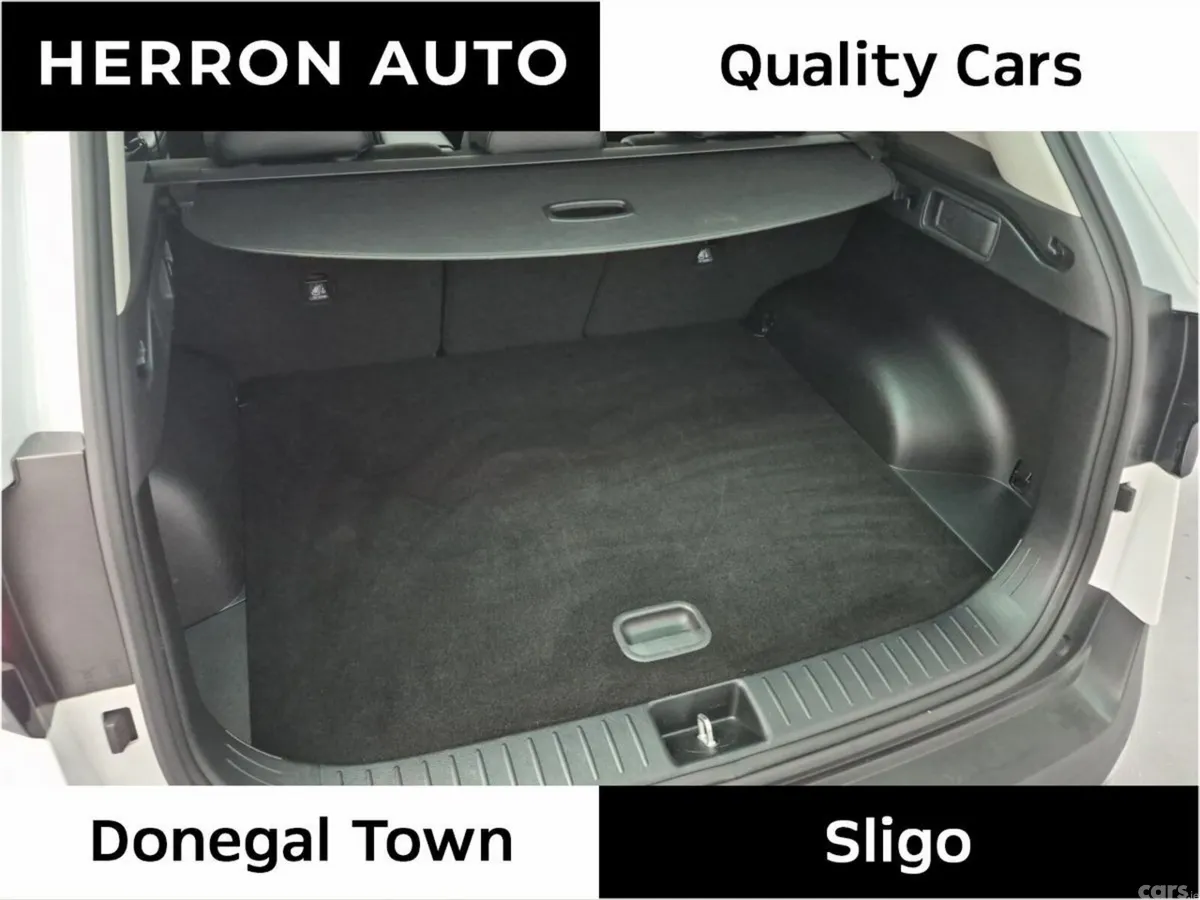 Kia Sportage SUV, Petrol Hybrid, 2023, White
