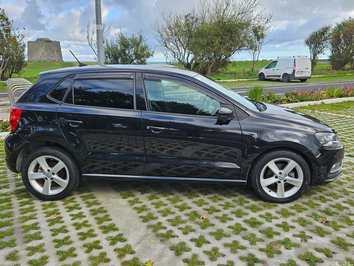 Volkswagen Polo Hatchback, Petrol, 2017, Black