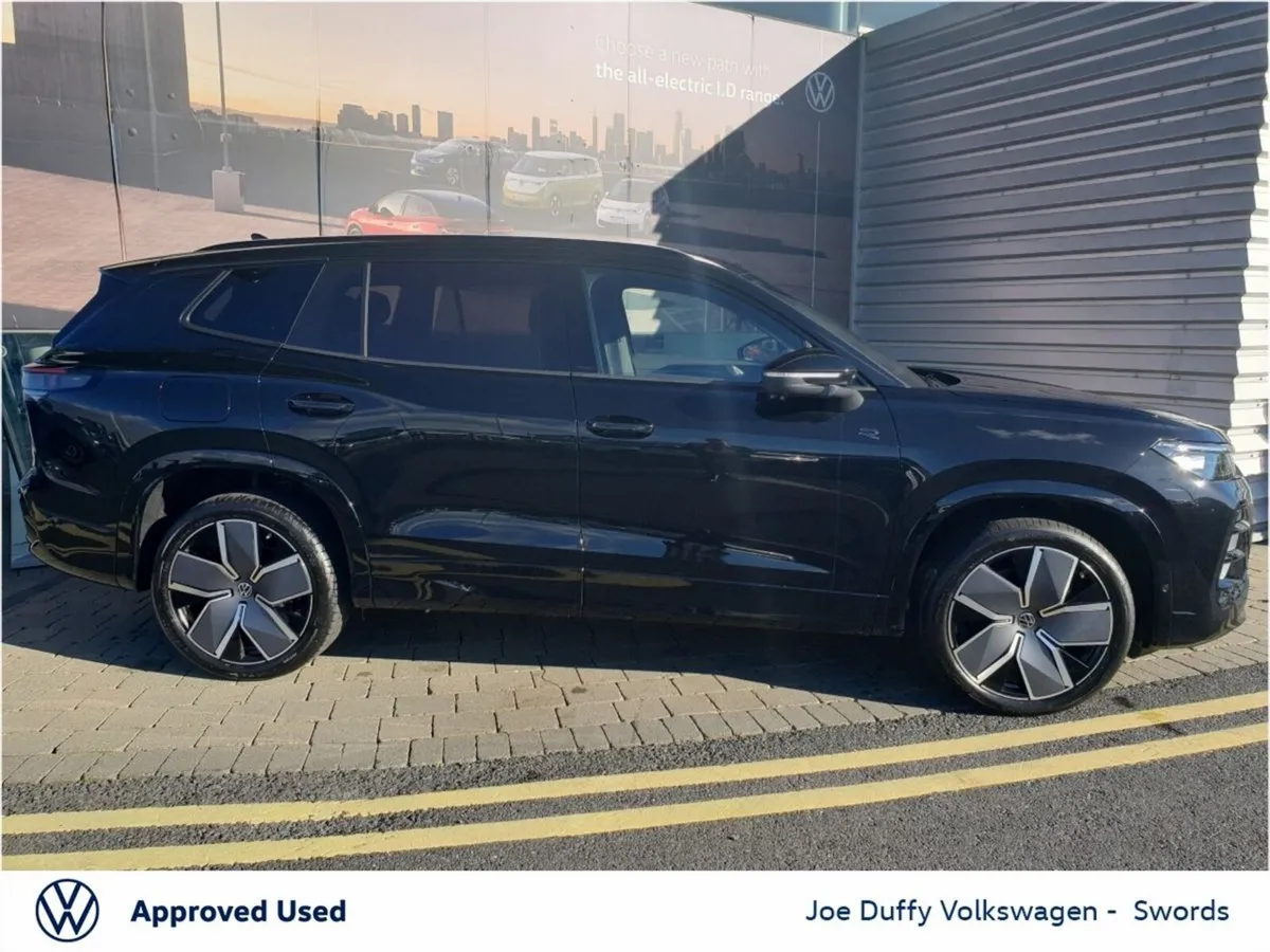 Volkswagen Tayron Estate, Petrol Plug-in Hybrid, 2026, Black