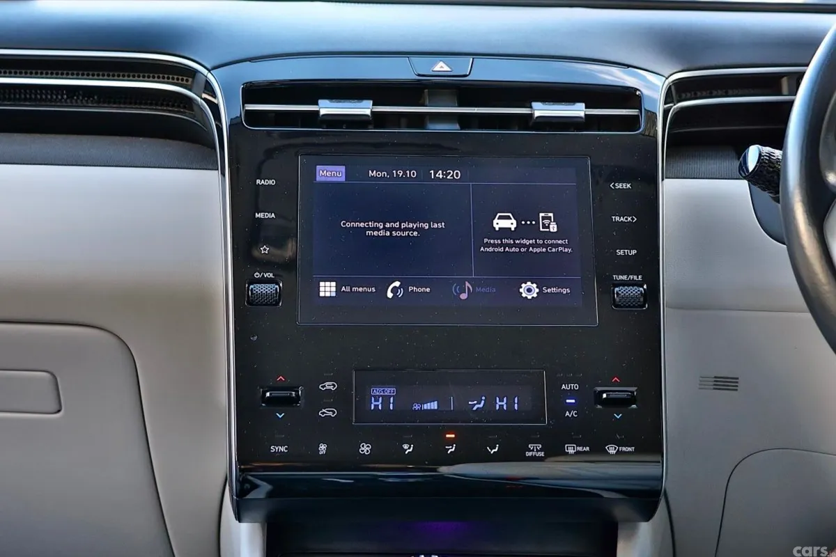 Hyundai Tucson SUV, Diesel, 2022, Grey