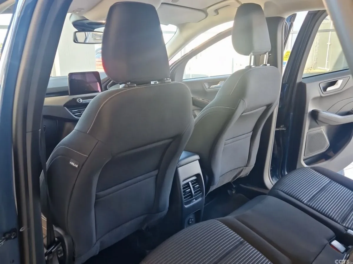 Ford Kuga SUV, Petrol Hybrid, 2022, Blue