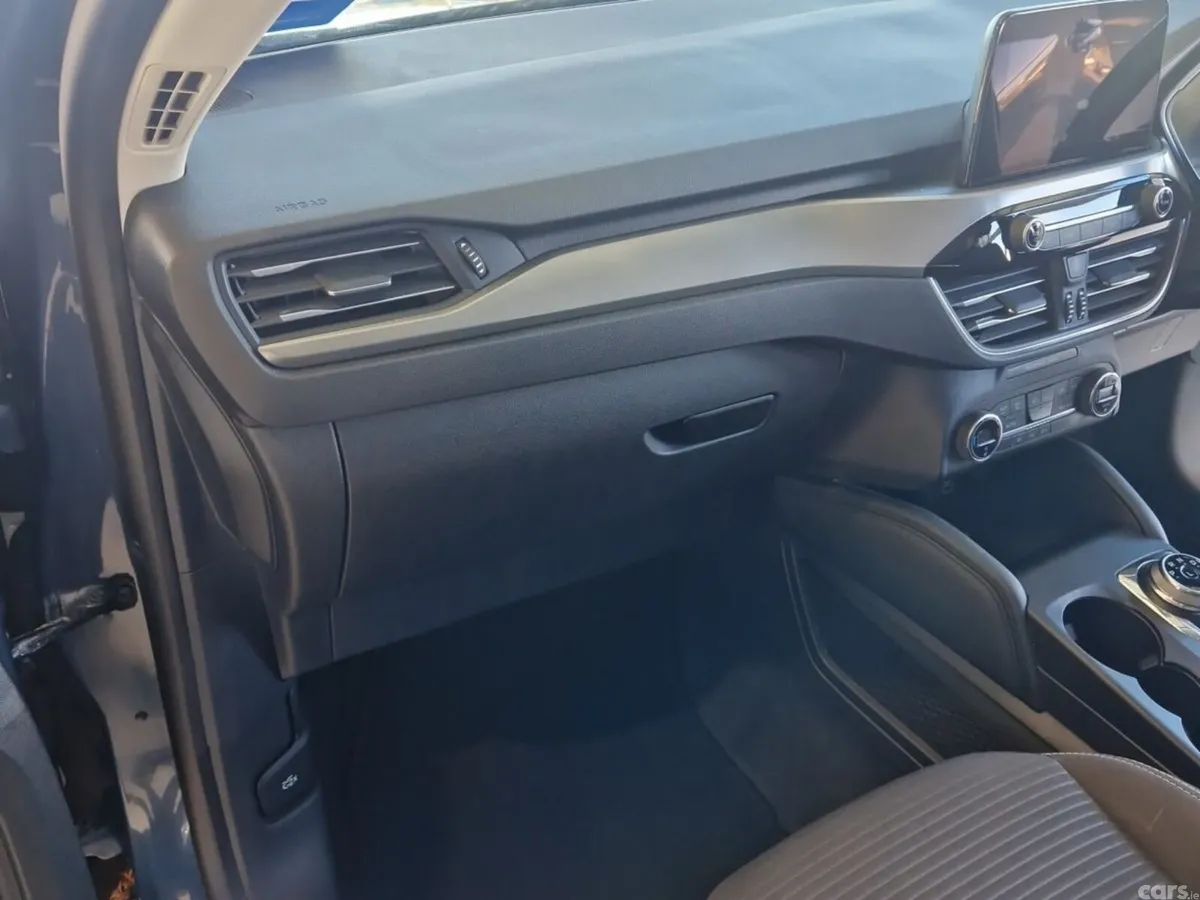 Ford Kuga SUV, Petrol Hybrid, 2022, Blue