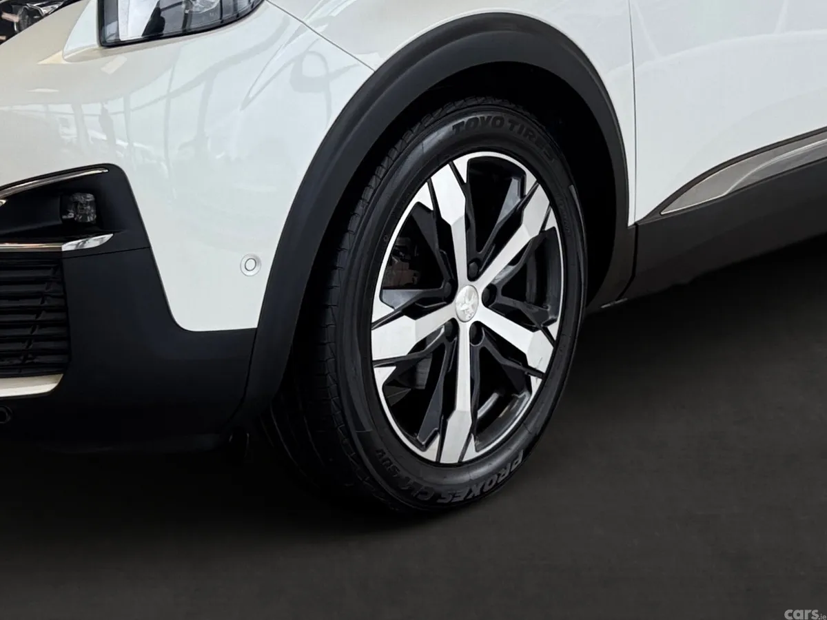 Peugeot 3008 MPV, Diesel, 2019, White