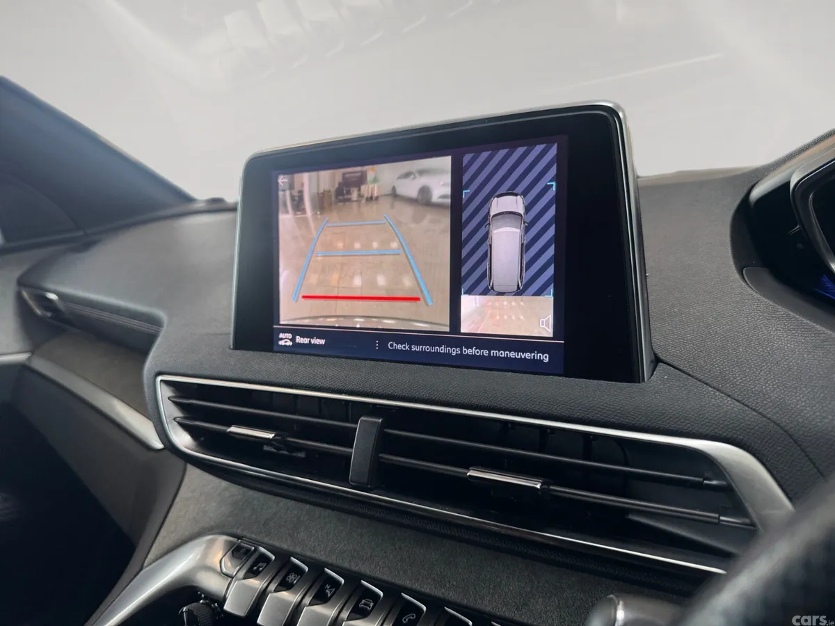 Peugeot 3008 MPV, Diesel, 2019, White