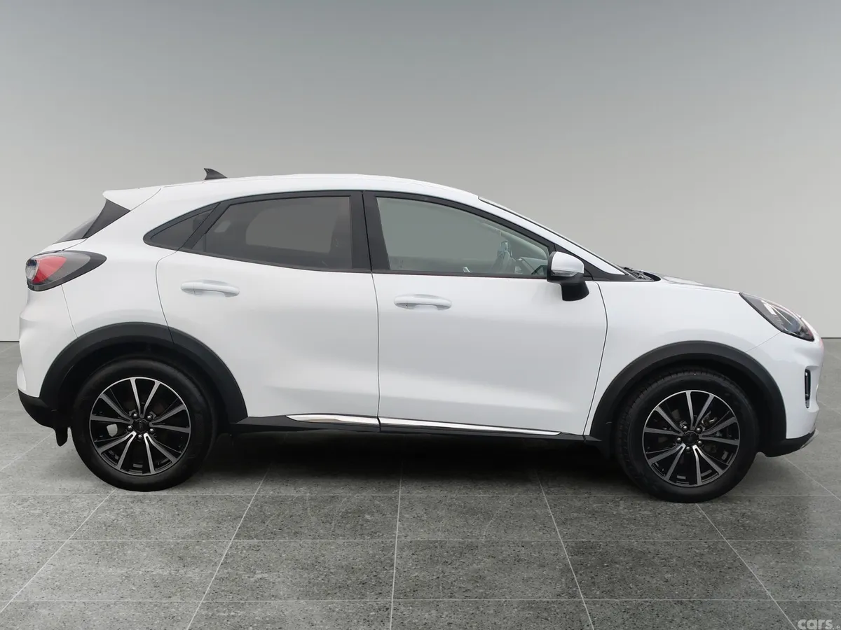 Ford Puma MPV, Petrol Hybrid, 2023, White