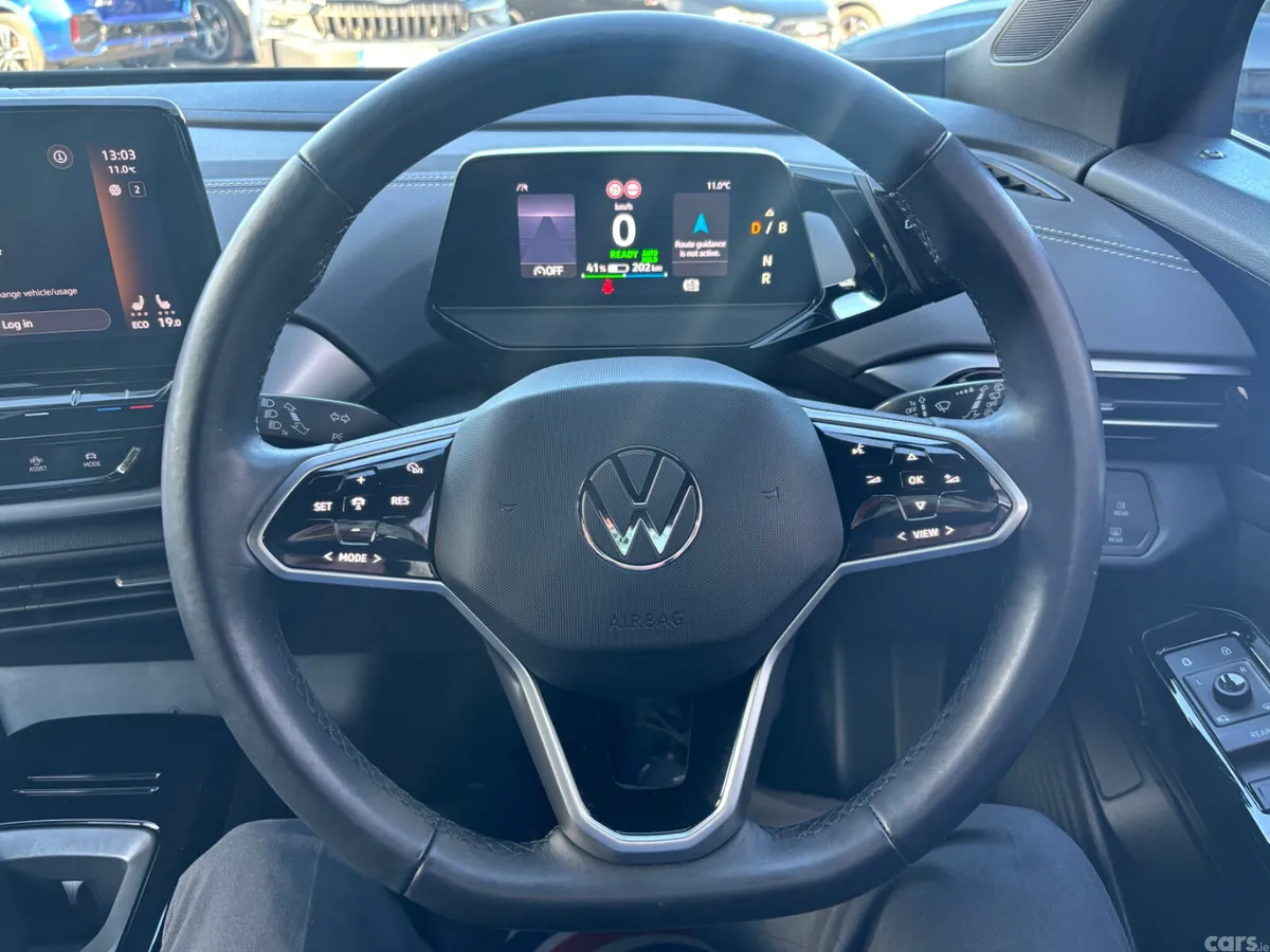 Volkswagen ID.4 SUV, Electric, 2023, Black