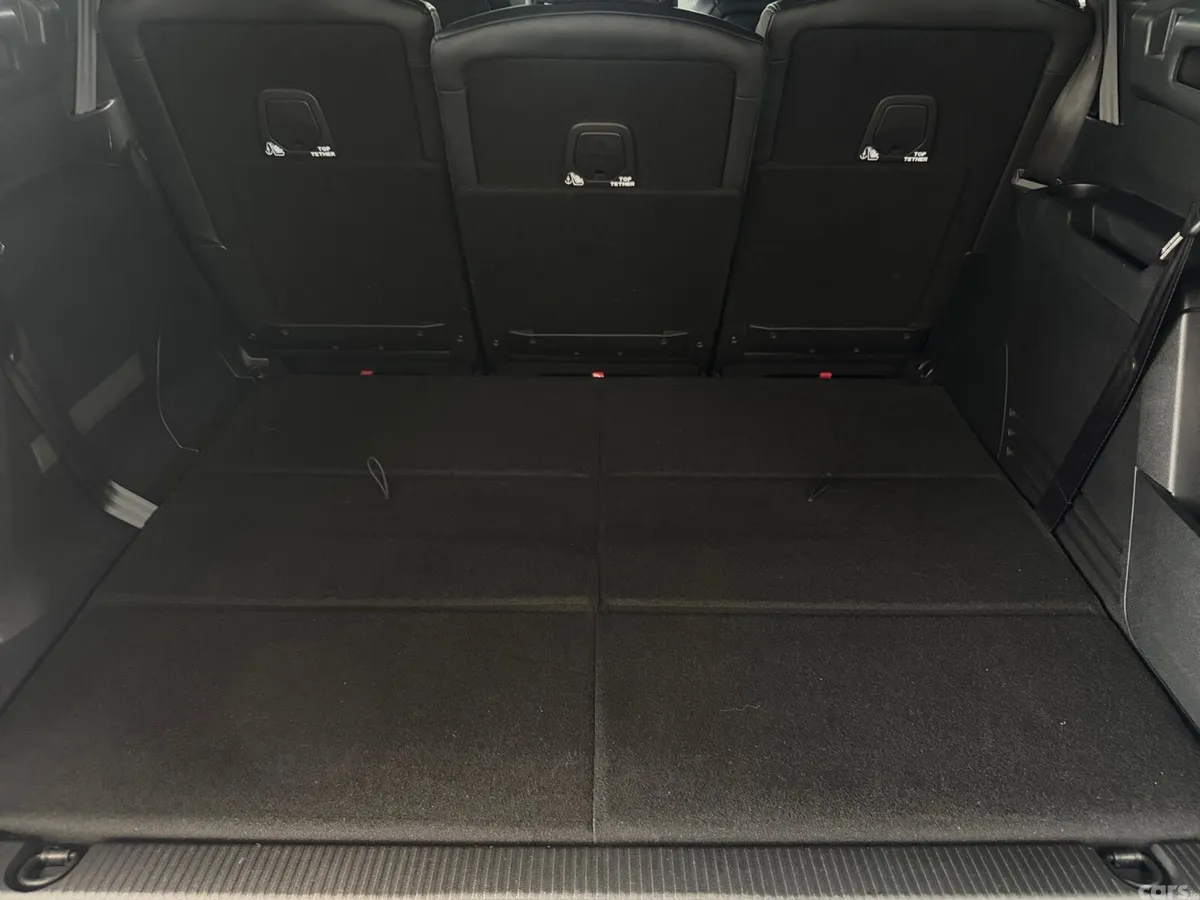 Peugeot 5008 MPV, Diesel, 2020, White