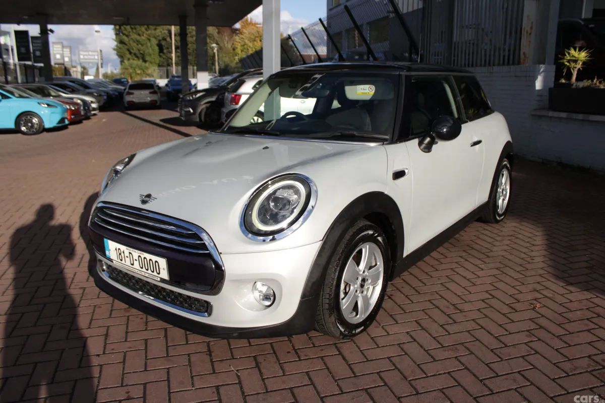 Mini Cooper Hatchback, Diesel, 2018, Silver