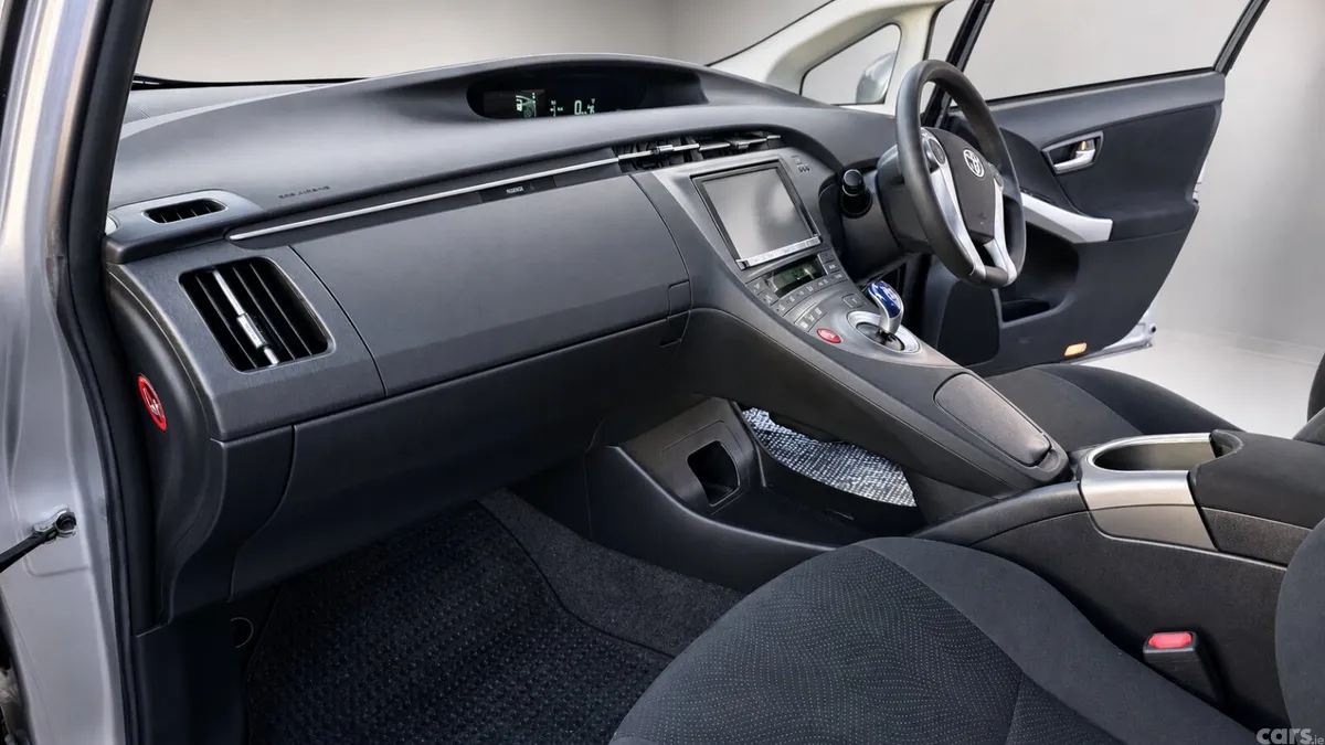 Toyota Prius Hatchback, Petrol Hybrid, 2015, Silver