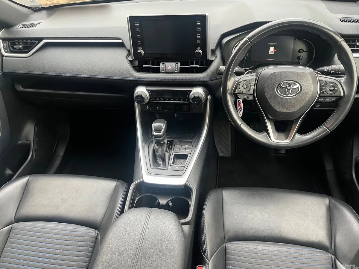 Toyota RAV4 SUV, Petrol Hybrid, 2019, Grey
