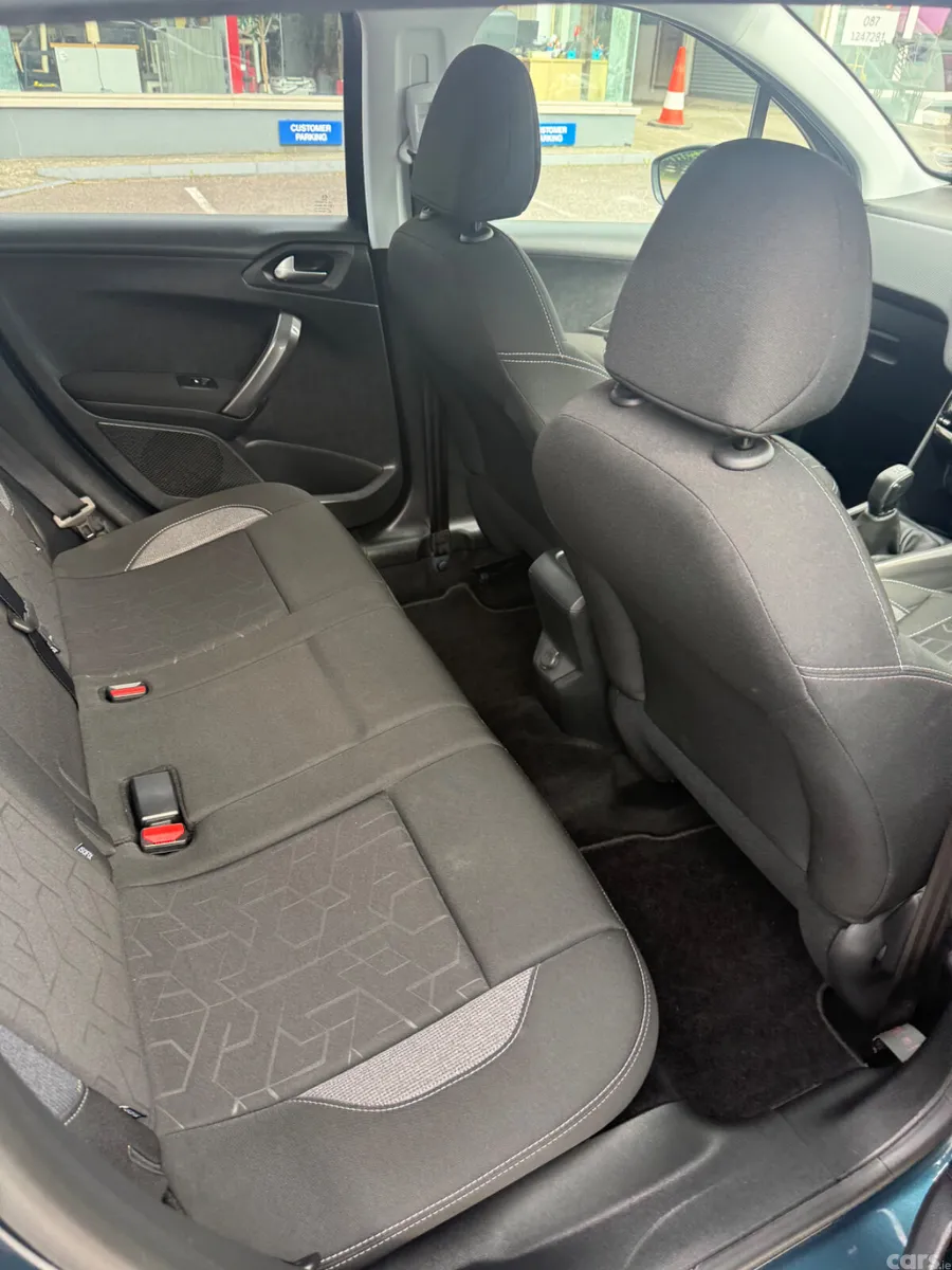 Peugeot 2008 Estate, Petrol, 2018, Green