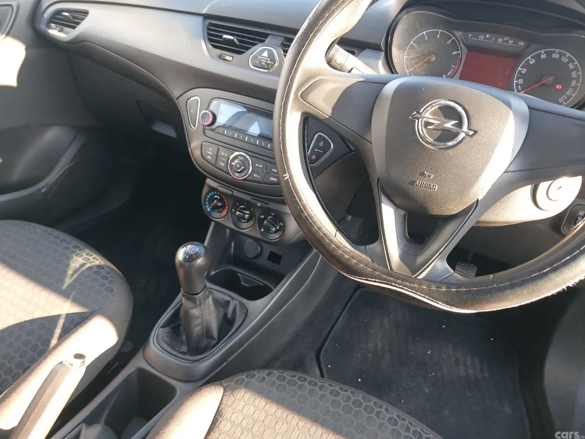 Opel Corsa Hatchback, Petrol, 2015, Silver