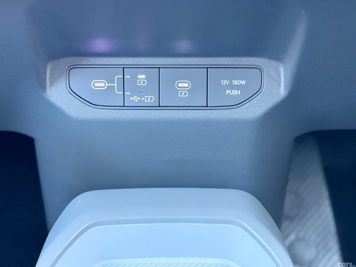 Kia EV3 MPV, Electric, 2025, Black