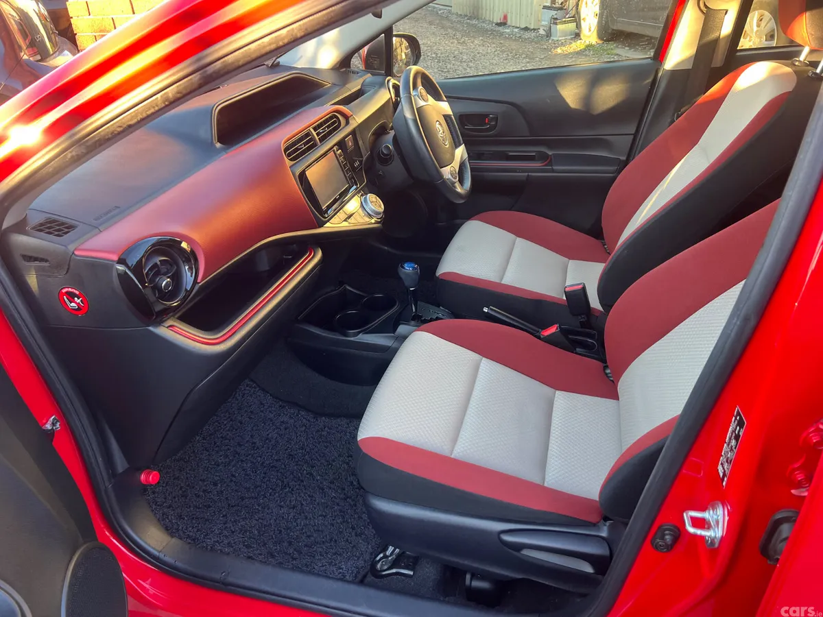 Toyota Aqua Hatchback, Petrol Hybrid, 2015, Red