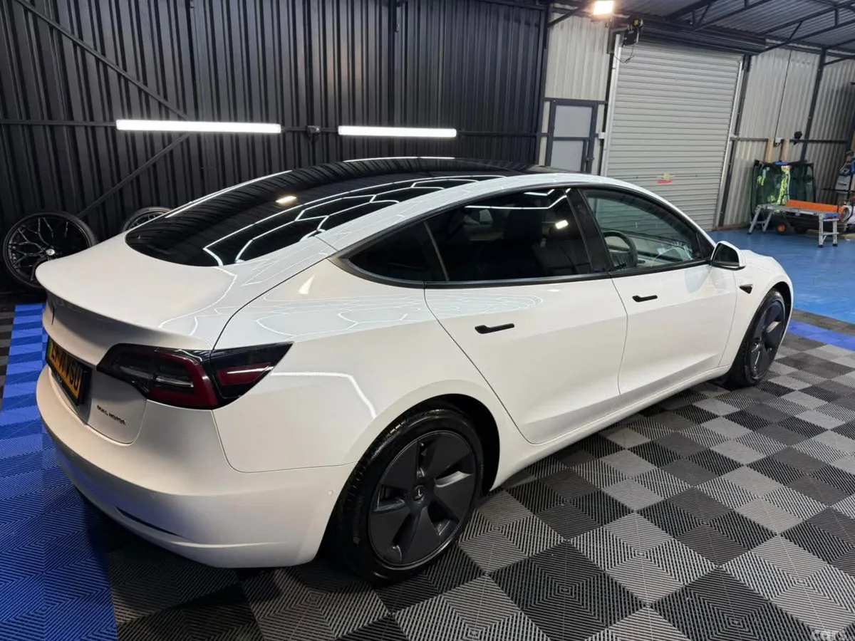 Tesla Model 3 Saloon, Electric, 2021, White