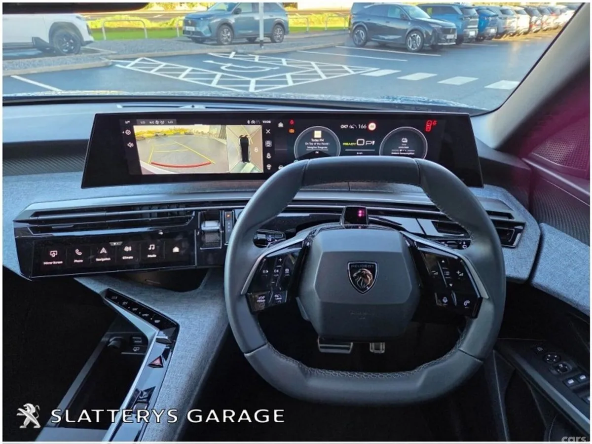 Peugeot 5008 SUV, Electric, 2026, Blue