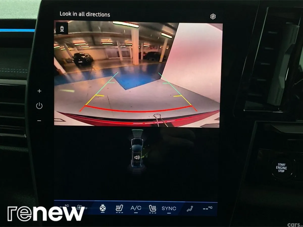 Renault Austral SUV, Petrol Hybrid, 2026, Red