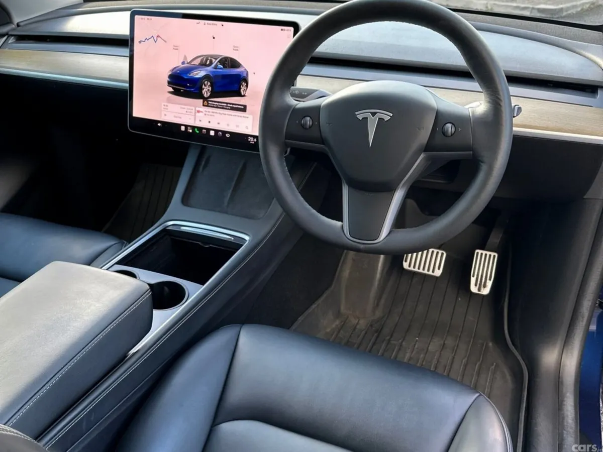 Tesla Model Y MPV, Electric, 2023, Blue