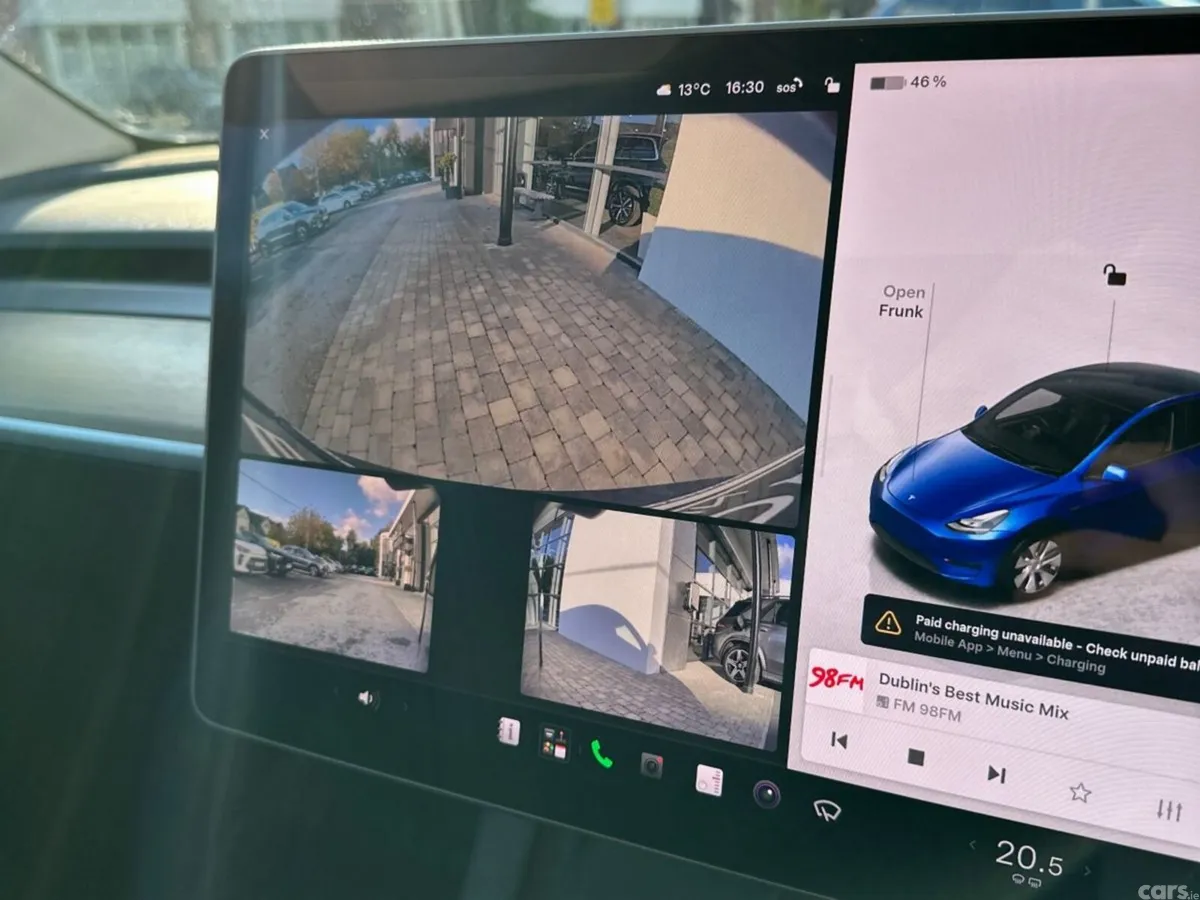 Tesla Model Y MPV, Electric, 2023, Blue