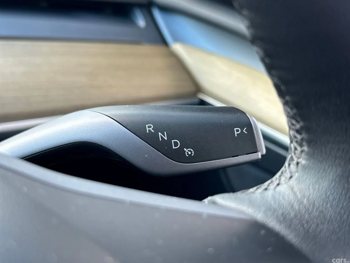 Tesla Model Y MPV, Electric, 2023, Blue