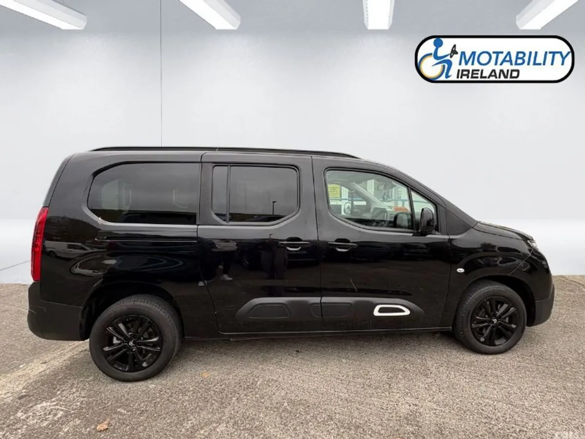 Citroen Berlingo MPV, Diesel, 2024, Black