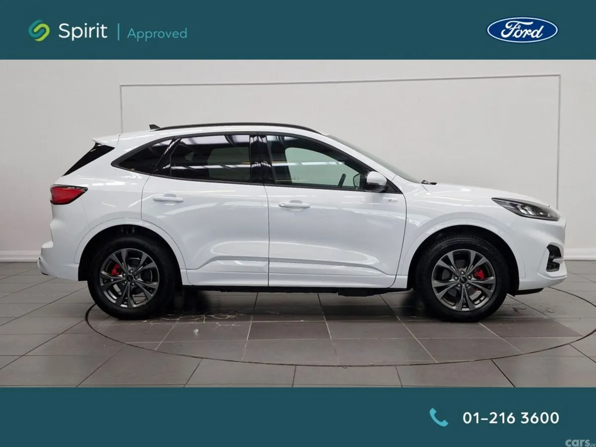 Ford Kuga SUV, Petrol Plug-in Hybrid, 2023, White