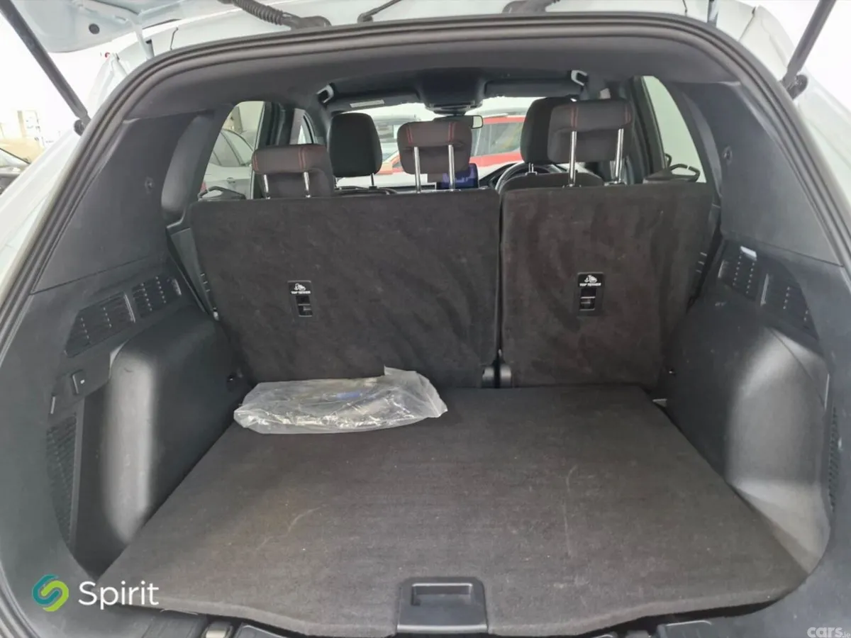 Ford Kuga SUV, Petrol Plug-in Hybrid, 2023, White