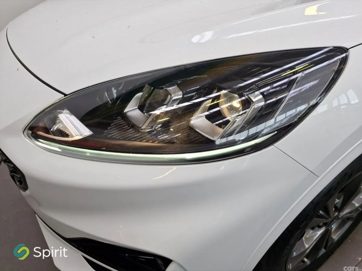 Ford Kuga SUV, Petrol Plug-in Hybrid, 2023, White