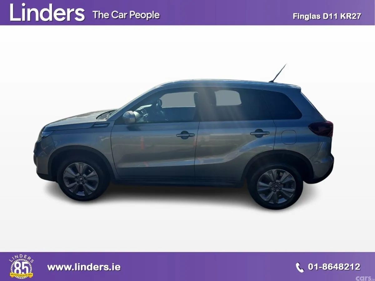 Suzuki Vitara SUV, Petrol Hybrid, 2023, Grey