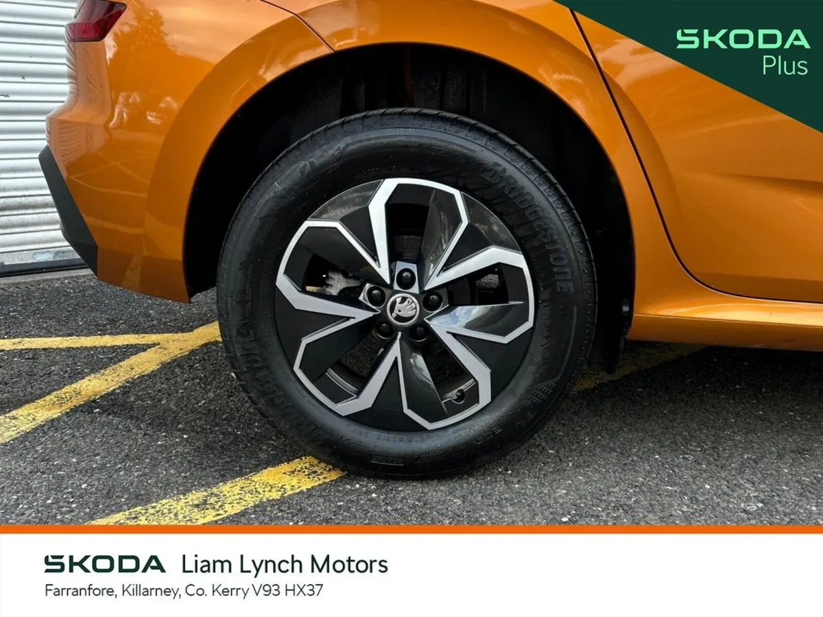 Skoda Kamiq SUV, Petrol, 2024, Orange