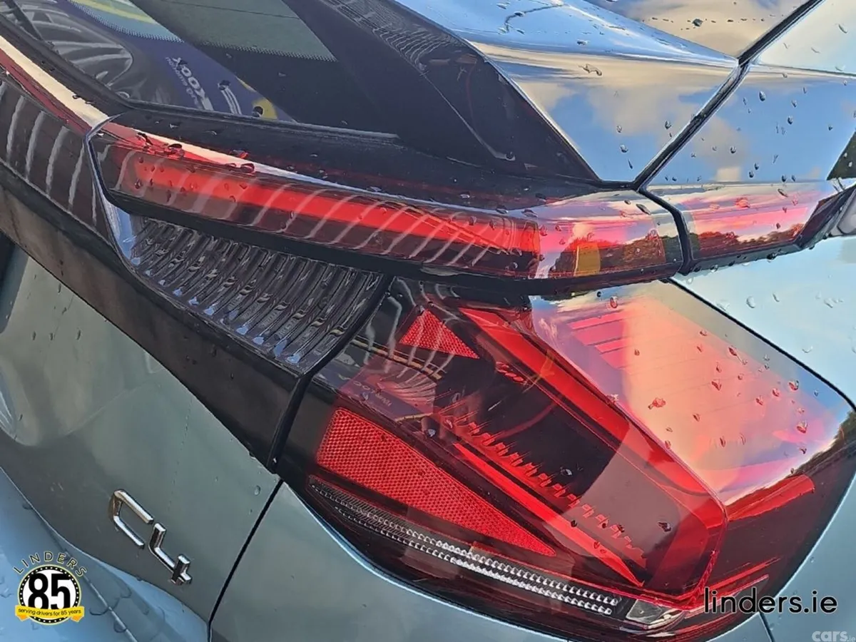 Citroen C4 Hatchback, Petrol, 2023, Blue