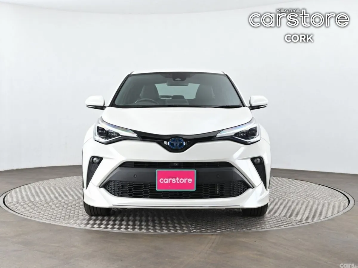 Toyota C-HR SUV, Petrol Hybrid, 2019, White
