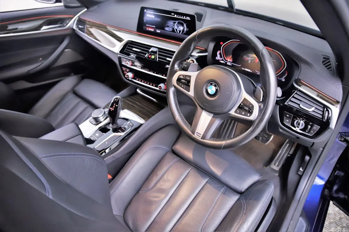 BMW 5-Series Saloon, Diesel, 2020, Blue