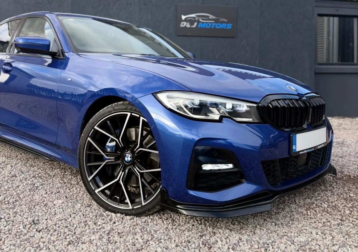 BMW 3-Series Saloon, Diesel, 2019, Blue