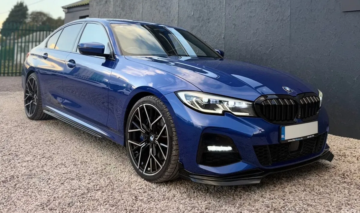 BMW 3-Series Saloon, Diesel, 2019, Blue
