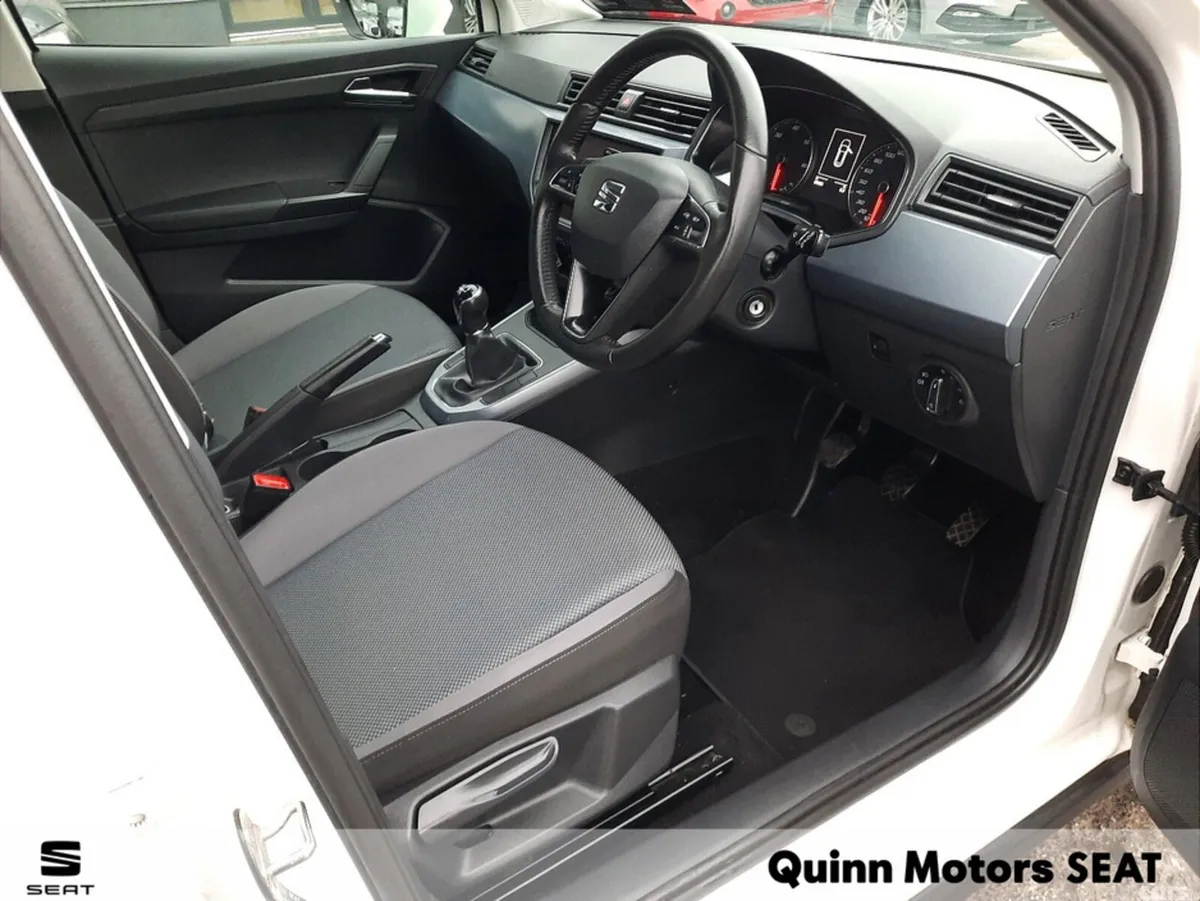 SEAT Arona Hatchback, Diesel, 2019, White