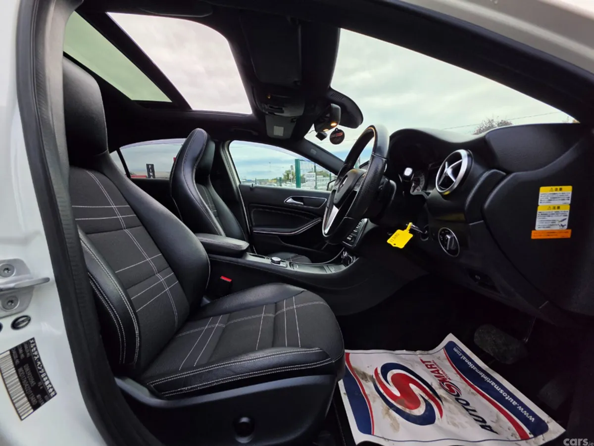 Mercedes-Benz A-Class Hatchback, Petrol, 2013, White