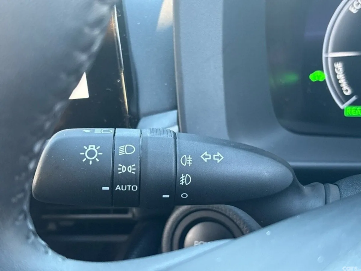 Toyota C-HR SUV, Petrol Hybrid, 2026, Grey