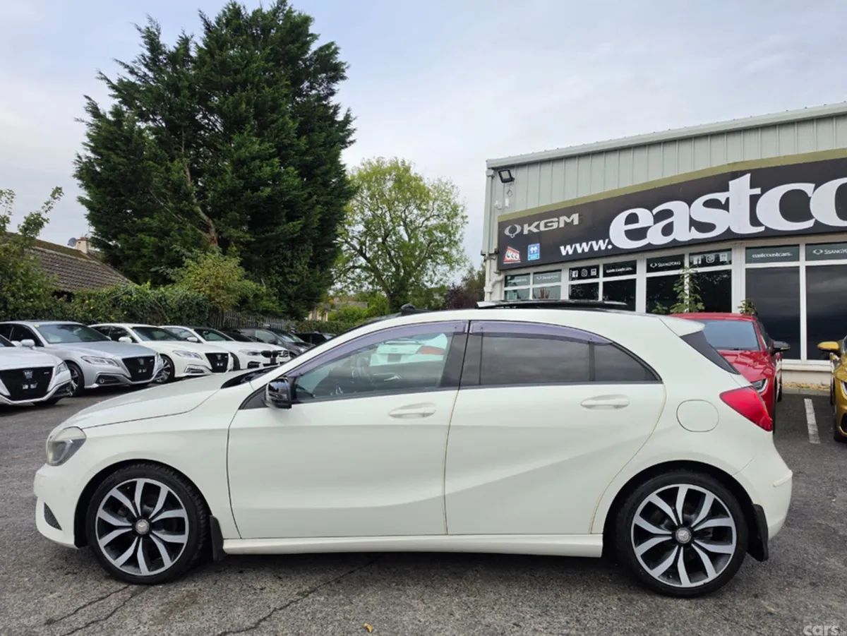 Mercedes-Benz A-Class Hatchback, Petrol, 2013, White