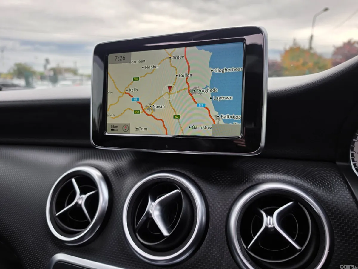 Mercedes-Benz A-Class Hatchback, Petrol, 2013, White