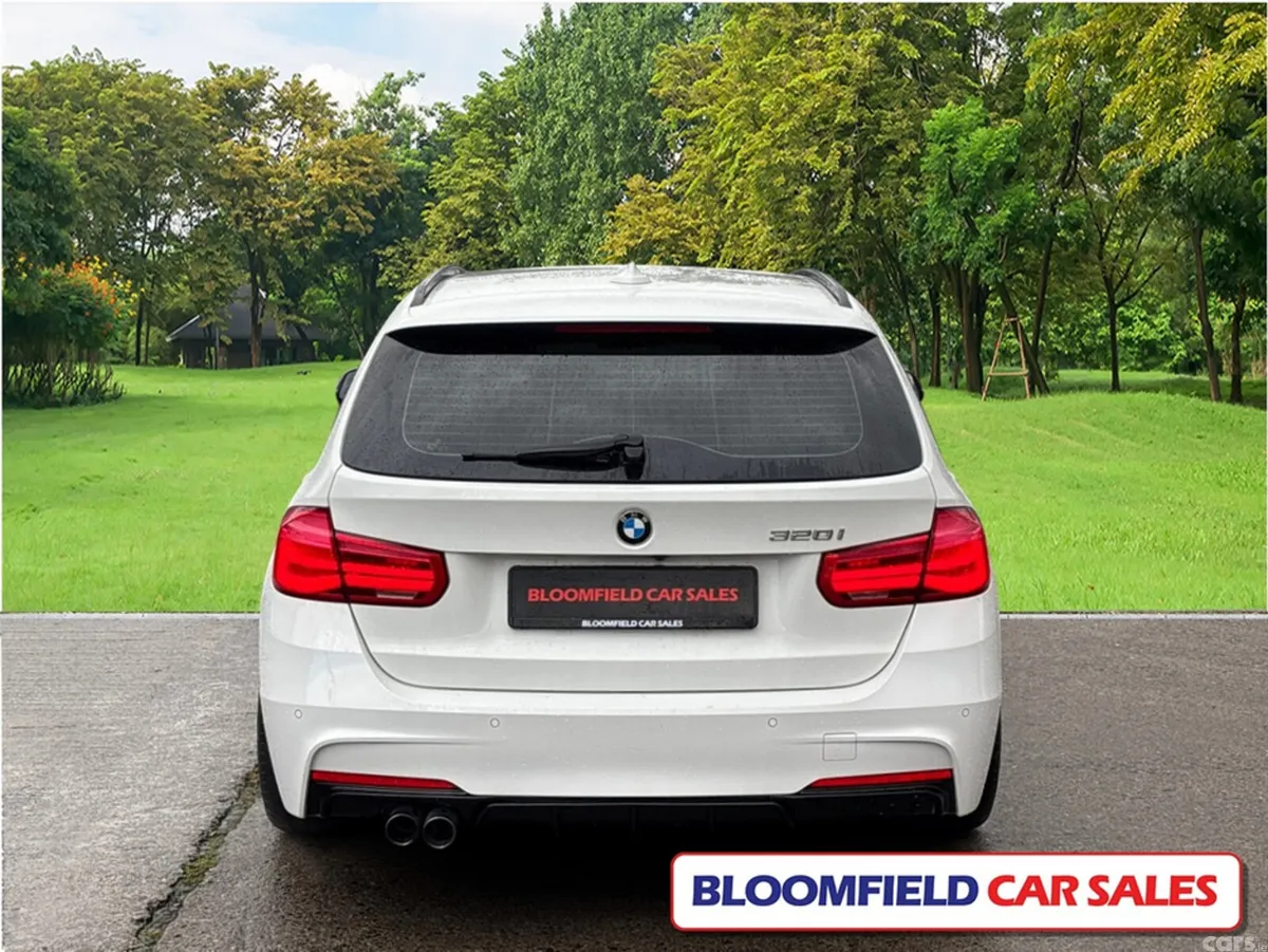 BMW 3-Series Estate, Petrol, 2017, White