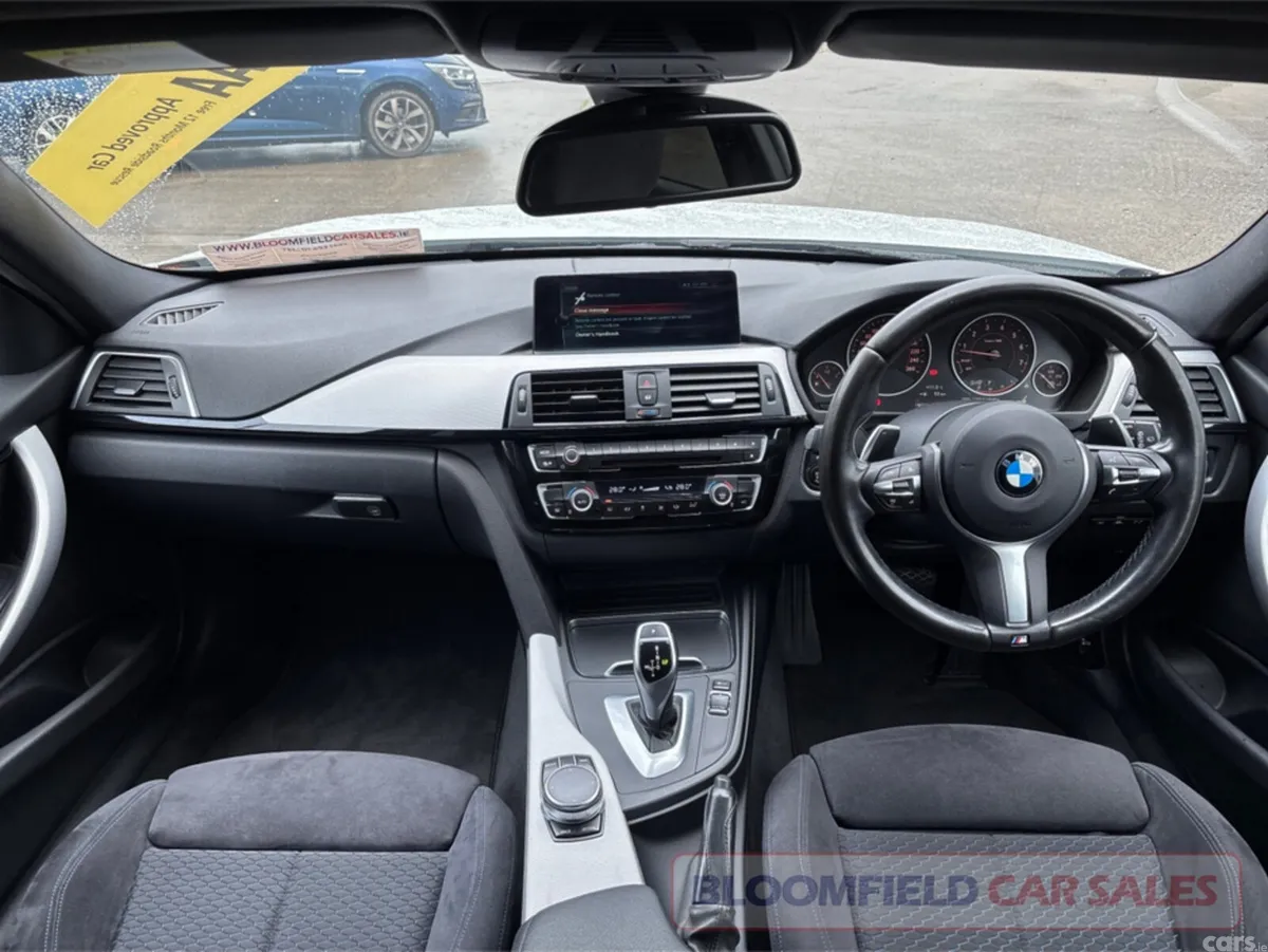 BMW 3-Series Estate, Petrol, 2017, White