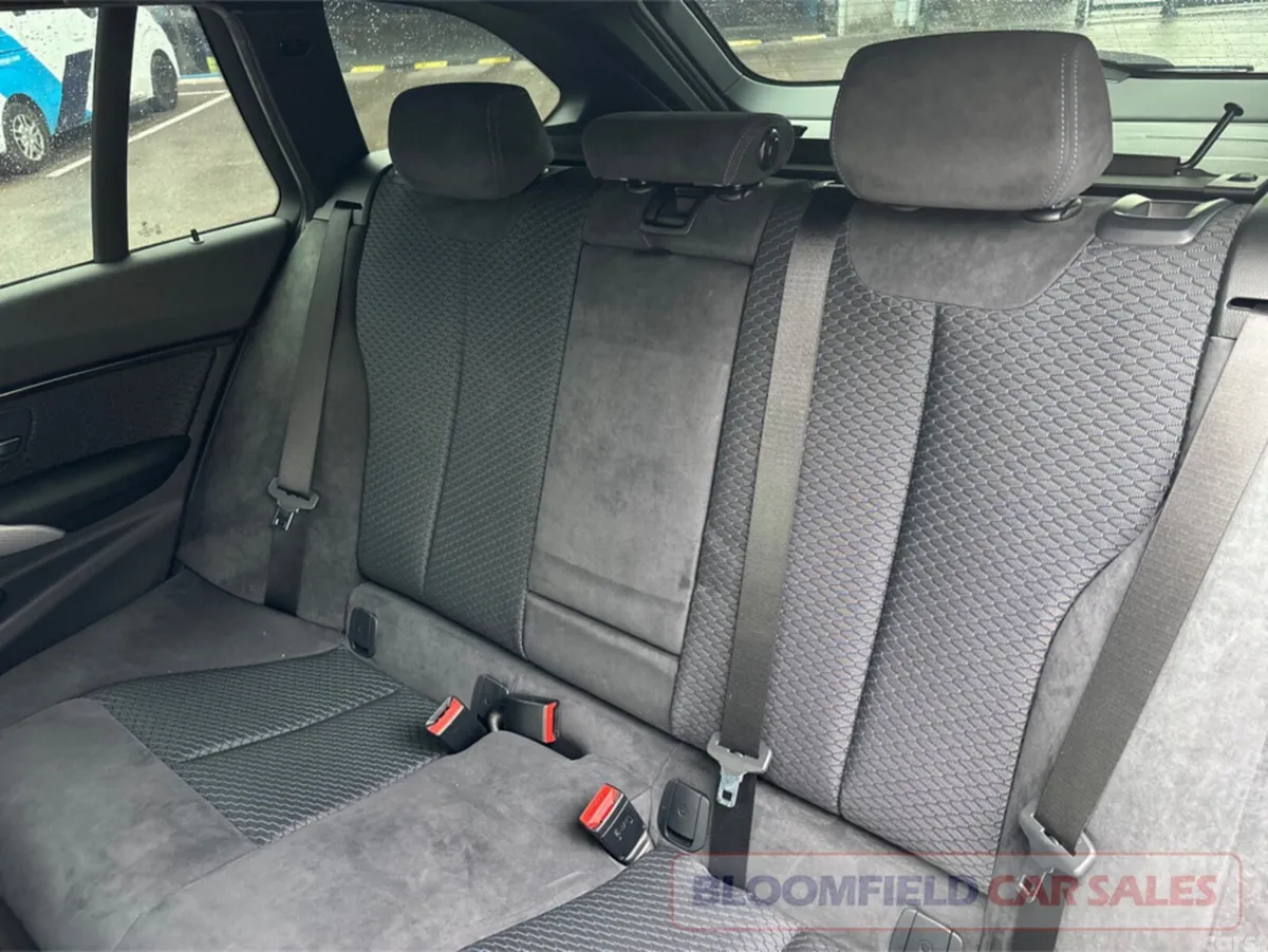 BMW 3-Series Estate, Petrol, 2017, White