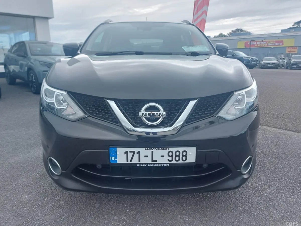 Nissan Qashqai MPV, Diesel, 2017, Black