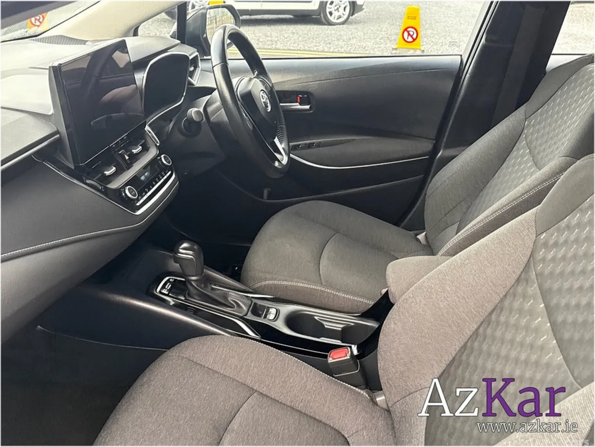 Toyota Corolla Saloon, Petrol Hybrid, 2023, Black