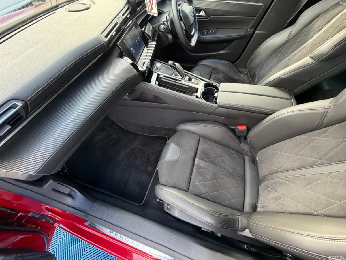 Peugeot 508 Saloon, Diesel, 2019, Red