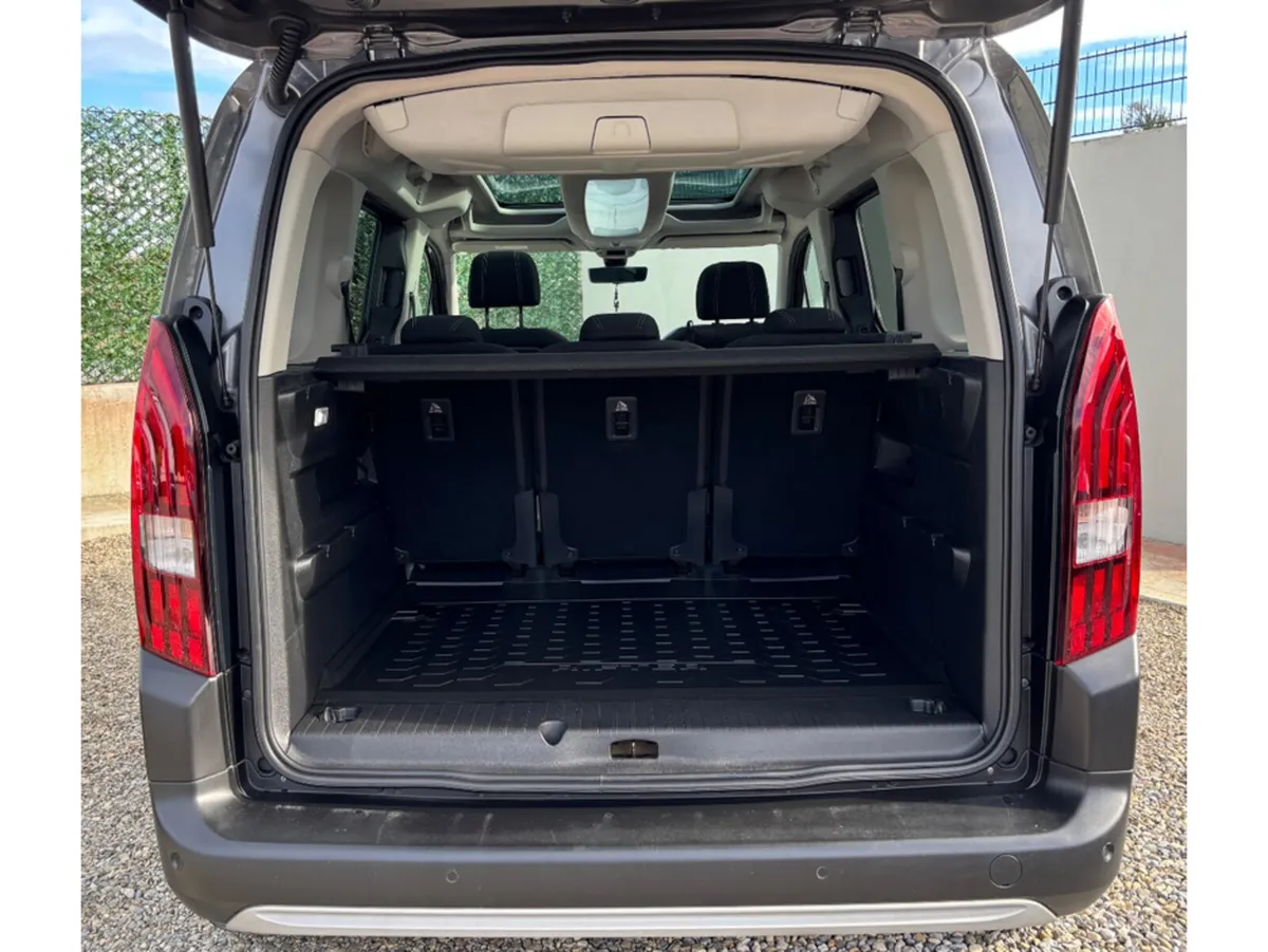 Peugeot Rifter MPV, Diesel, 2020, Grey