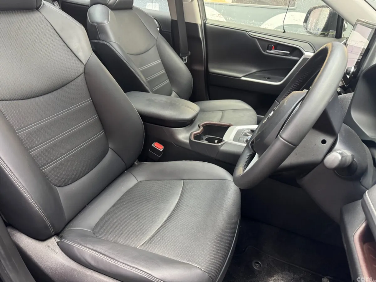 Toyota RAV4 SUV, Petrol Hybrid, 2023, Black