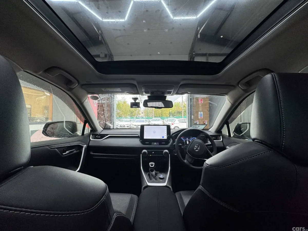Toyota RAV4 SUV, Petrol Hybrid, 2023, Black